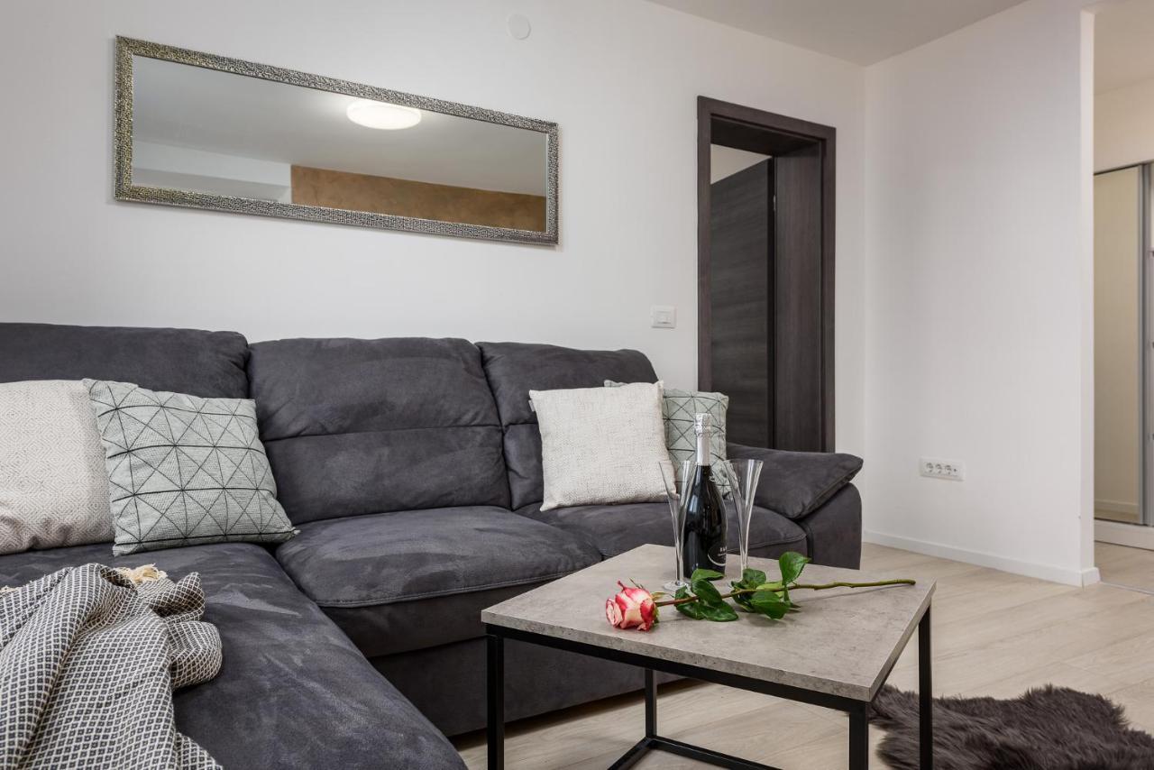 Apartment S&M Heart Of Pula Exterior foto